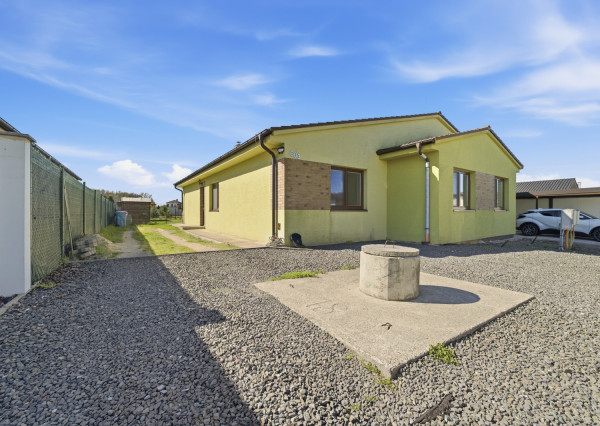 Na predaj útulný 4-izbový rodinný dom v Malých Levároch