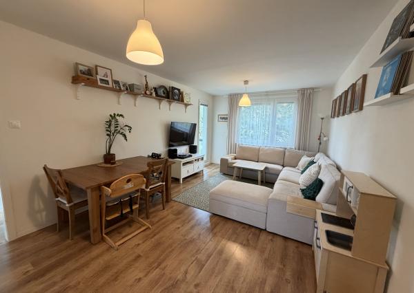 Na predaj kompletne prerobený 4-izbový byt, Martin-Ľadoveň